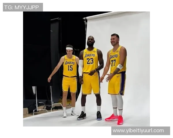 湖人险胜比赛趣味十足堪比喜剧节目直接晋级水平 湖人险胜比赛趣味十足堪比喜剧节目直接晋级水平